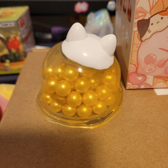 Bubble Eggs Lucky Cat figure Hey! Dolls x Gray Rabbit - Picture 2 of 3